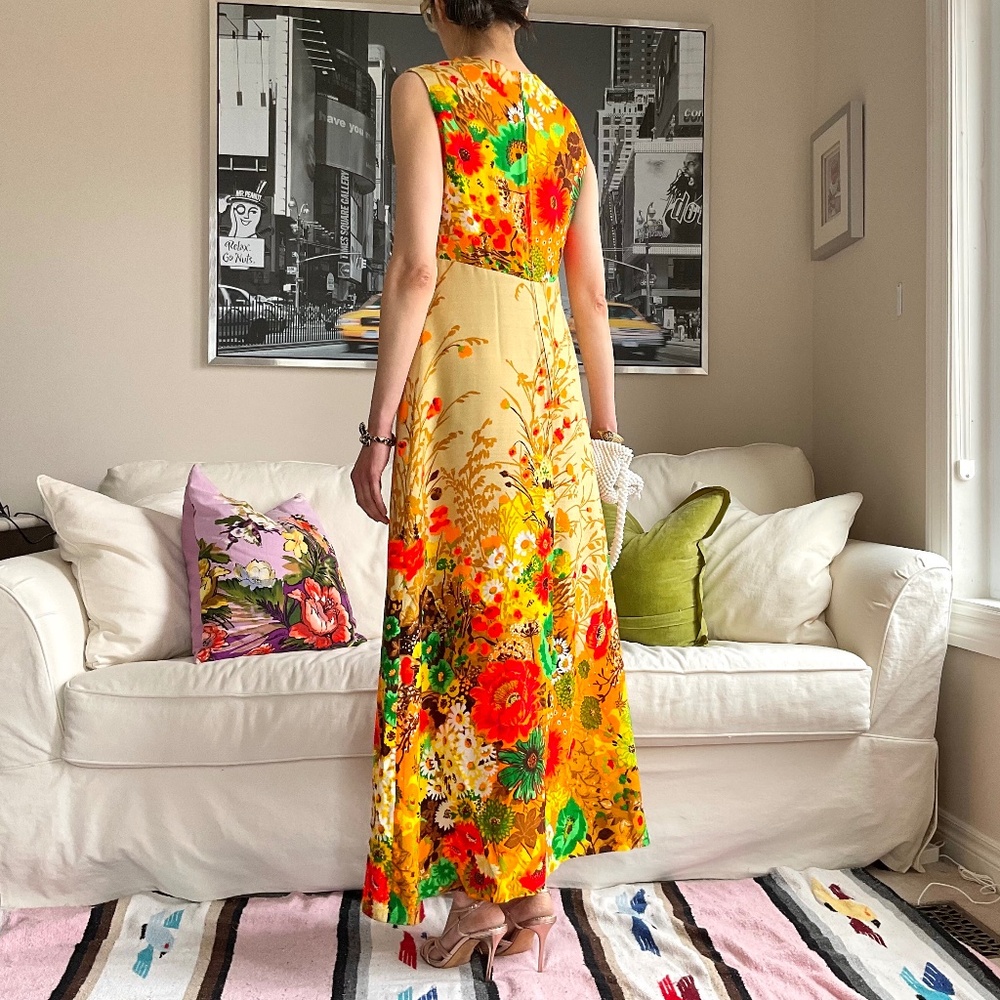 Vintage floral empire waist A-line maxi dress - Picture 3 of 13